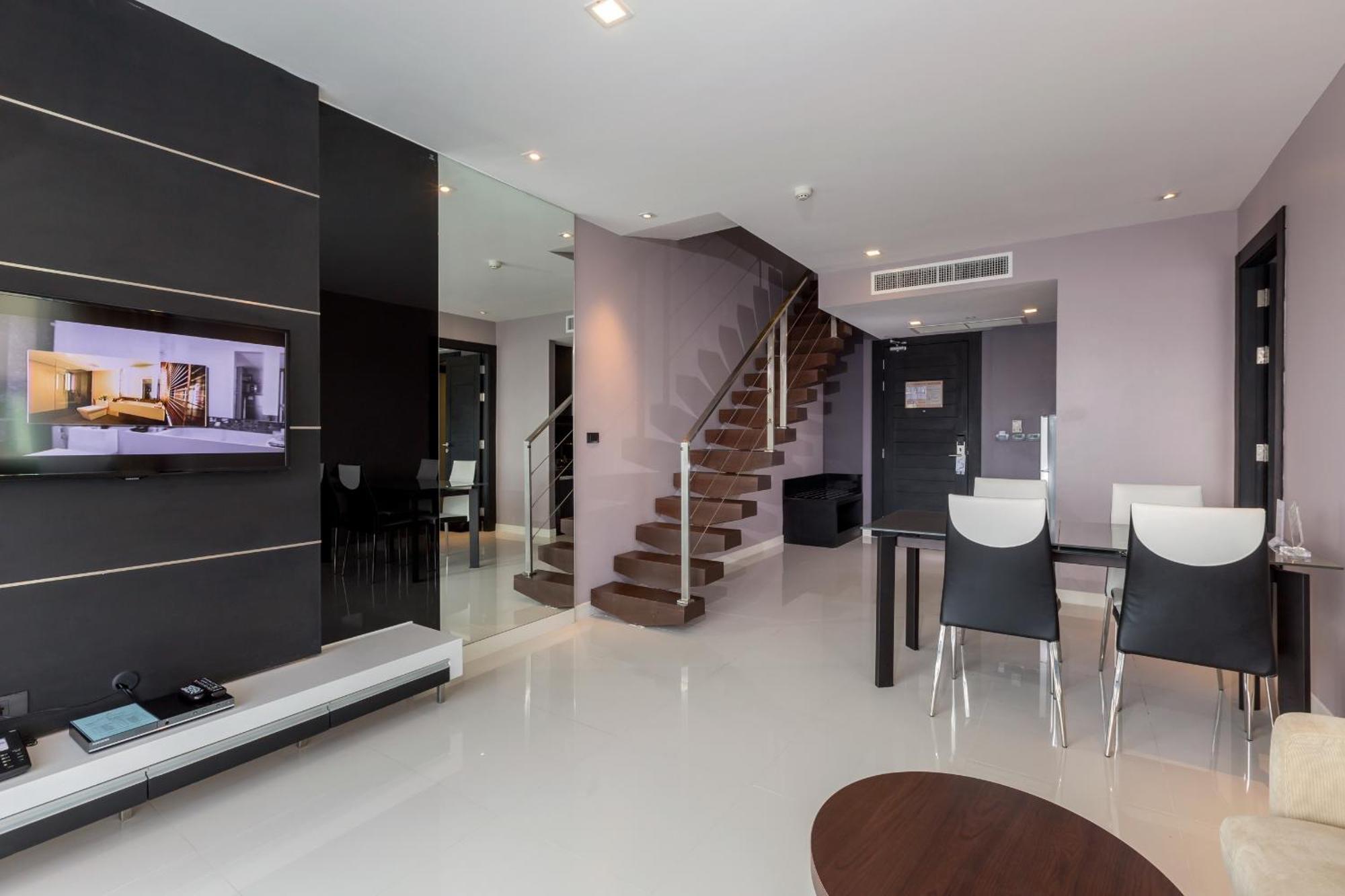 The Charm Resort Phuket - Sha Certified Bagian luar foto