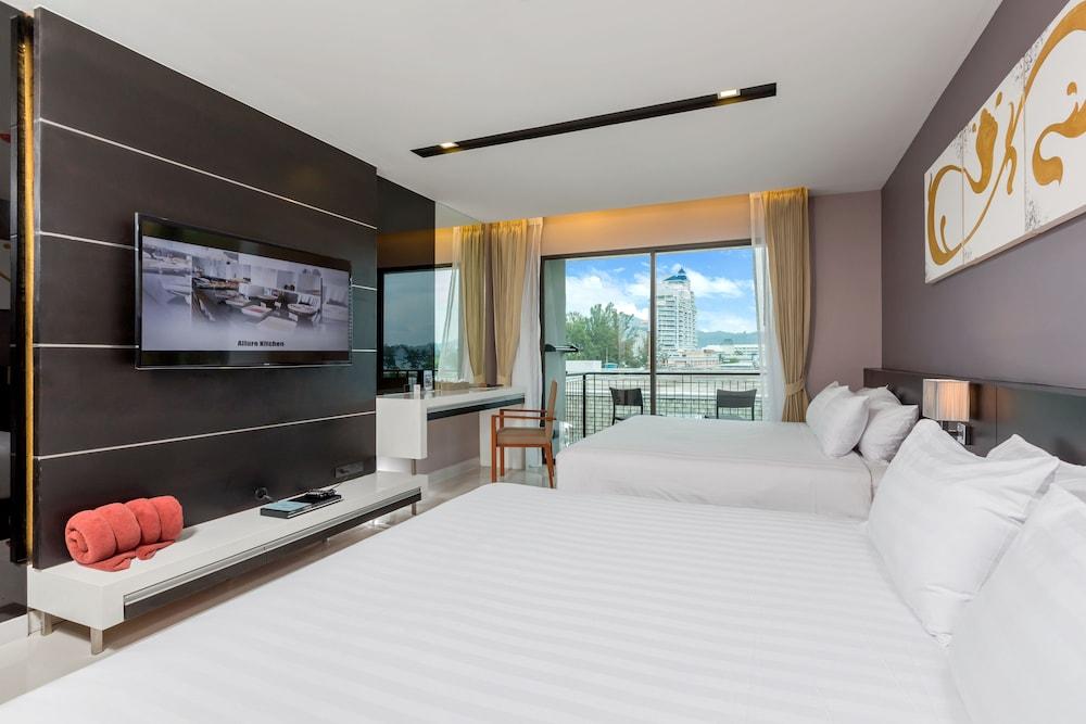 The Charm Resort Phuket - Sha Certified Bagian luar foto