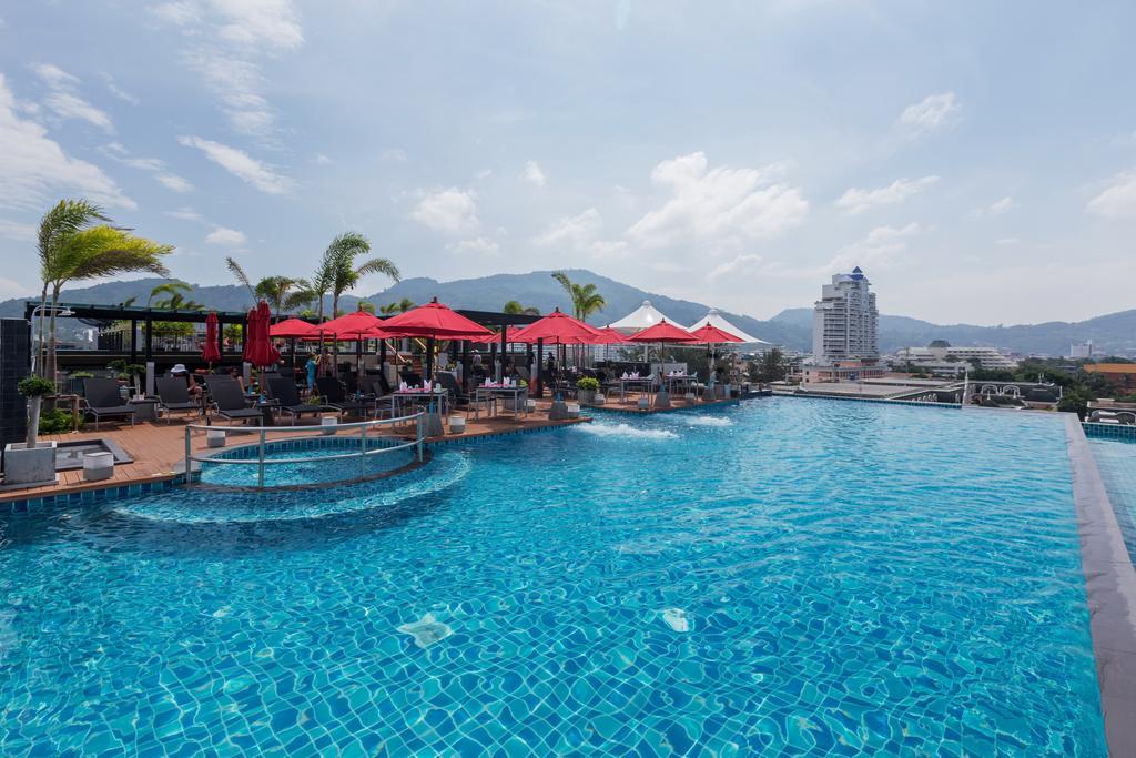 The Charm Resort Phuket - Sha Certified Bagian luar foto
