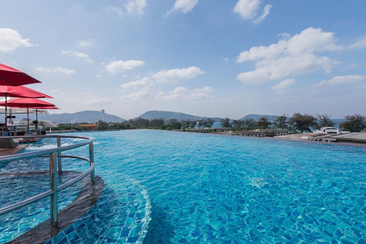 The Charm Resort Phuket - Sha Certified Bagian luar foto