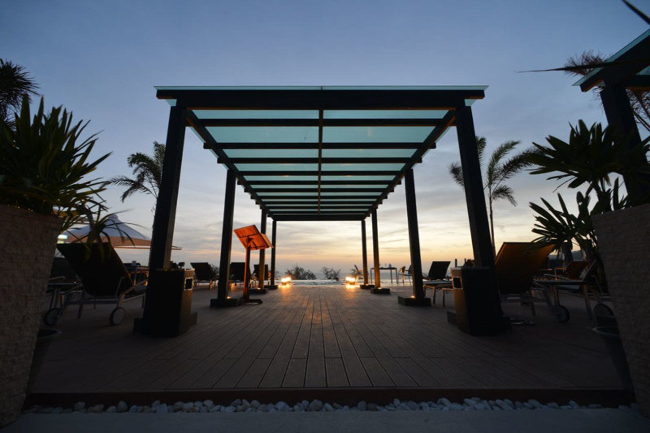 The Charm Resort Phuket - Sha Certified Bagian luar foto